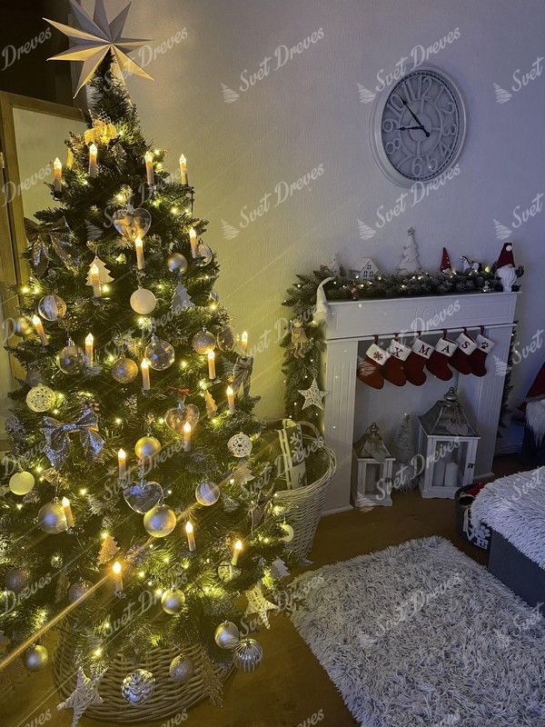 Okrašeno Umetno božično drevo Srebrni Bor z ledenimi kristali 180cm