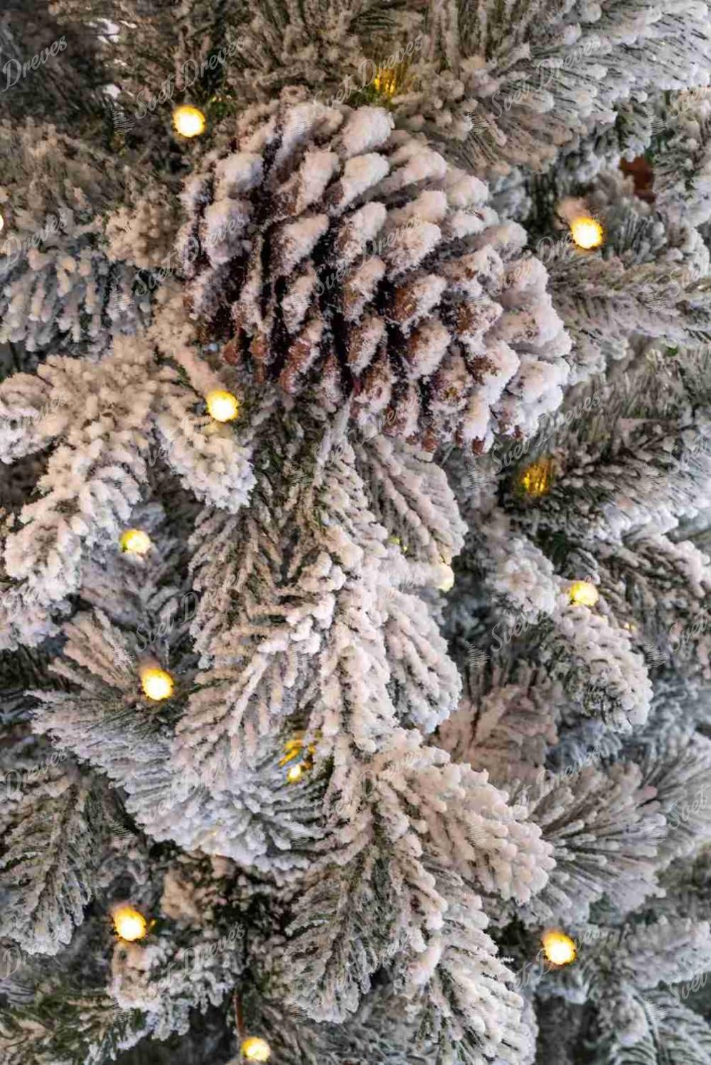 Umetno božično drevo 3D Smreka Polarna LED