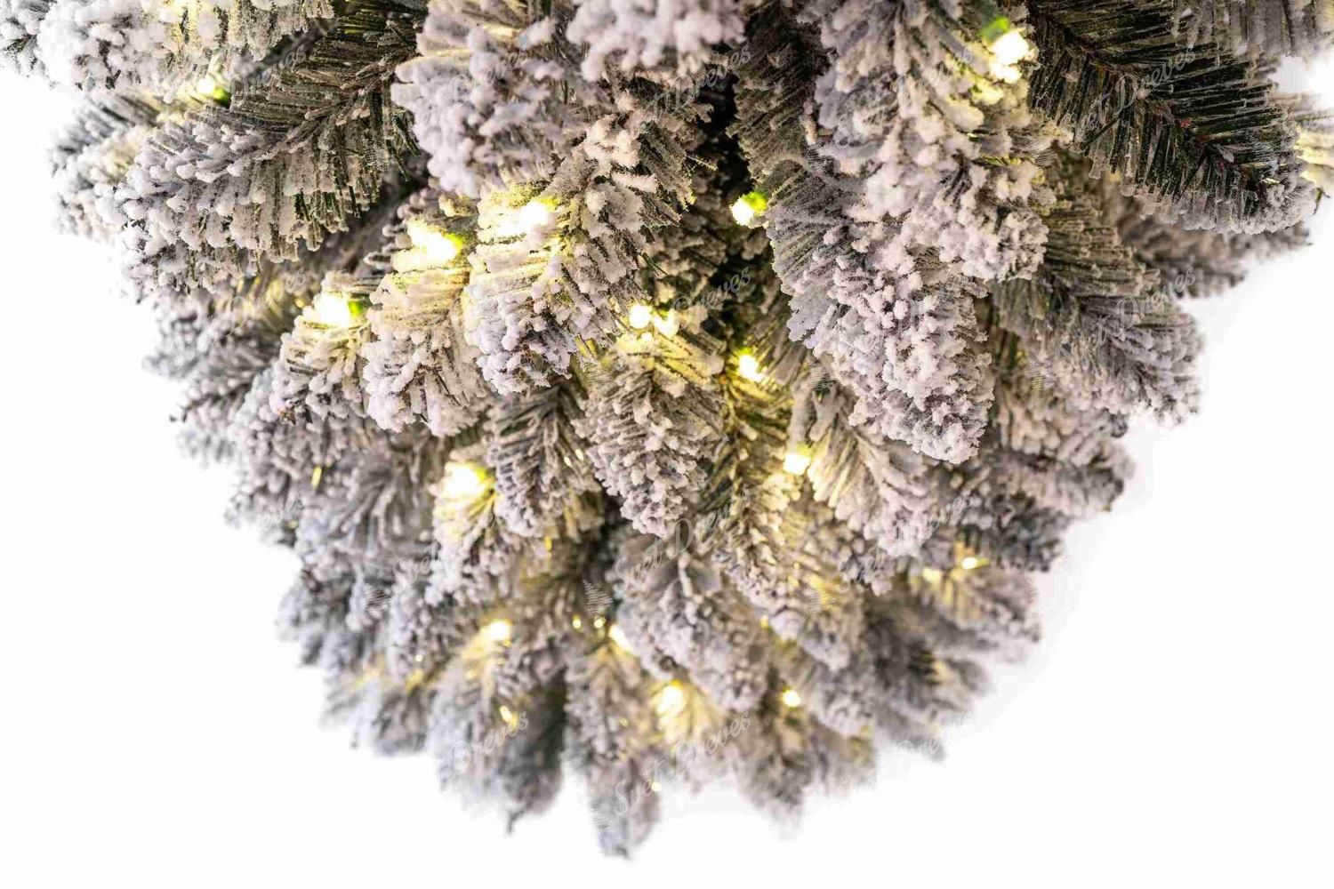 Umetno božično drevesce Smreka Bela Vitka LED