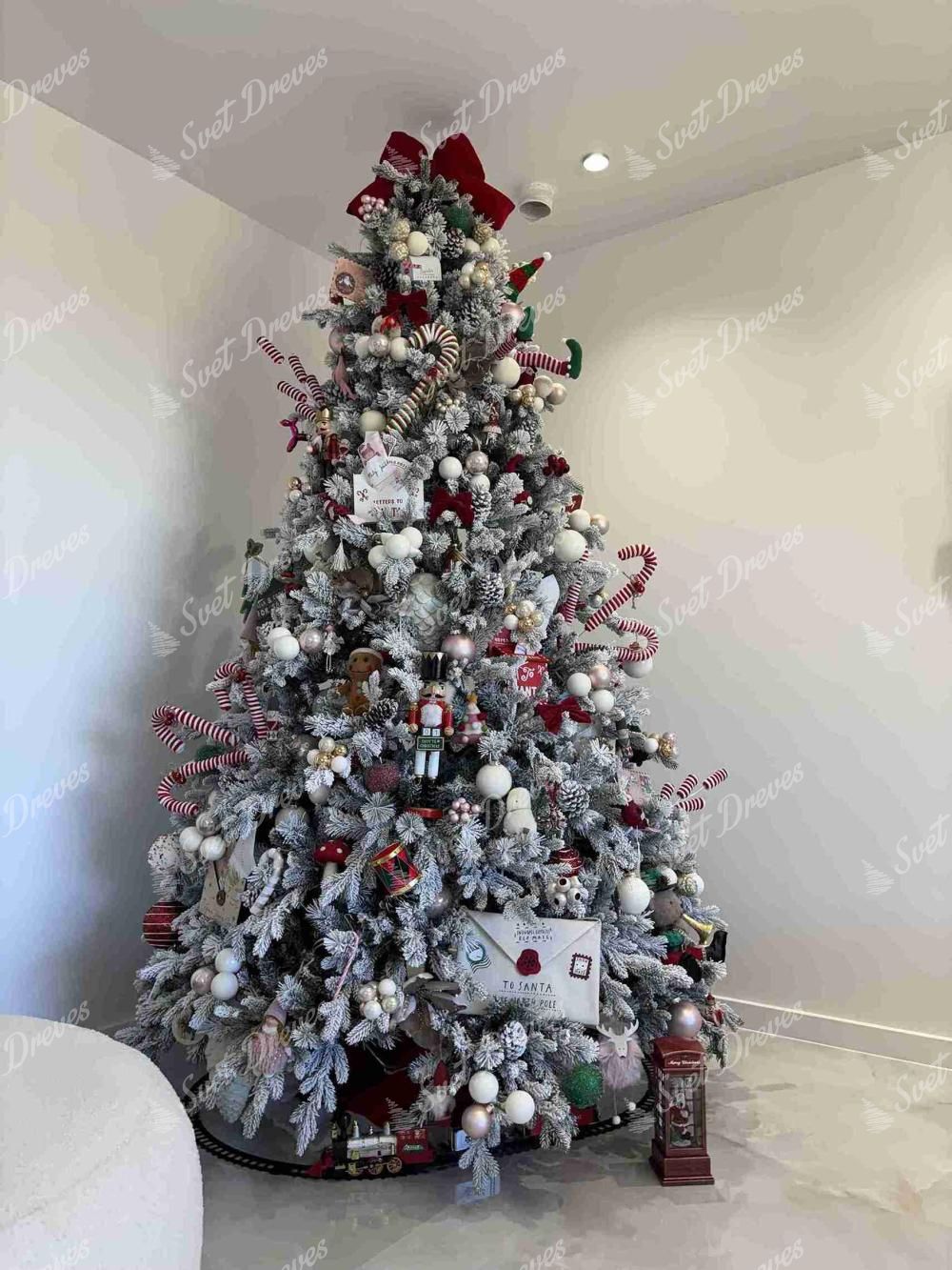Umetno božično drevesce 3D Smreka Polarna 240cm 700LED