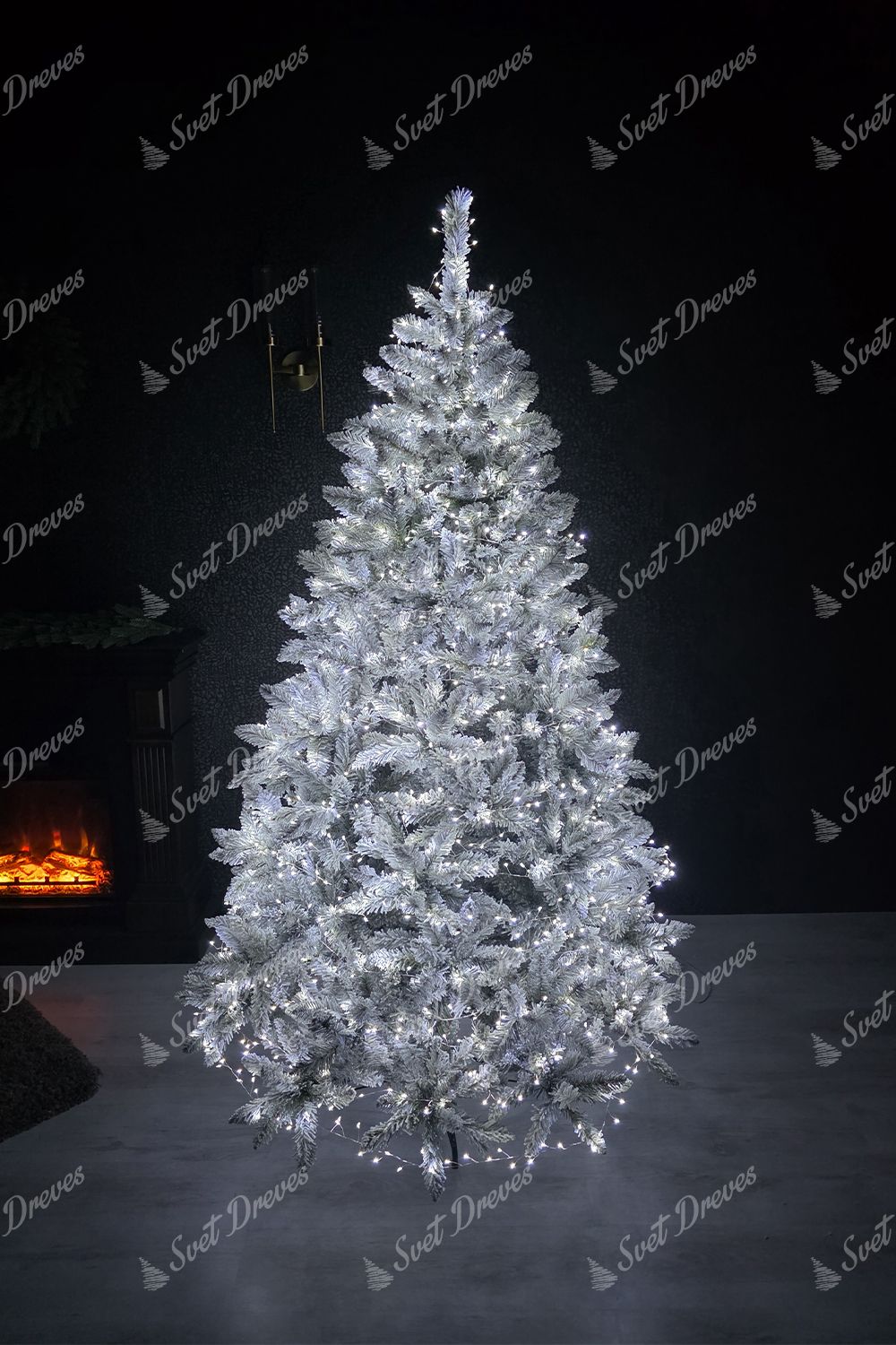 NANO LED lučke za božično drevo hladno bele 16m 540LED